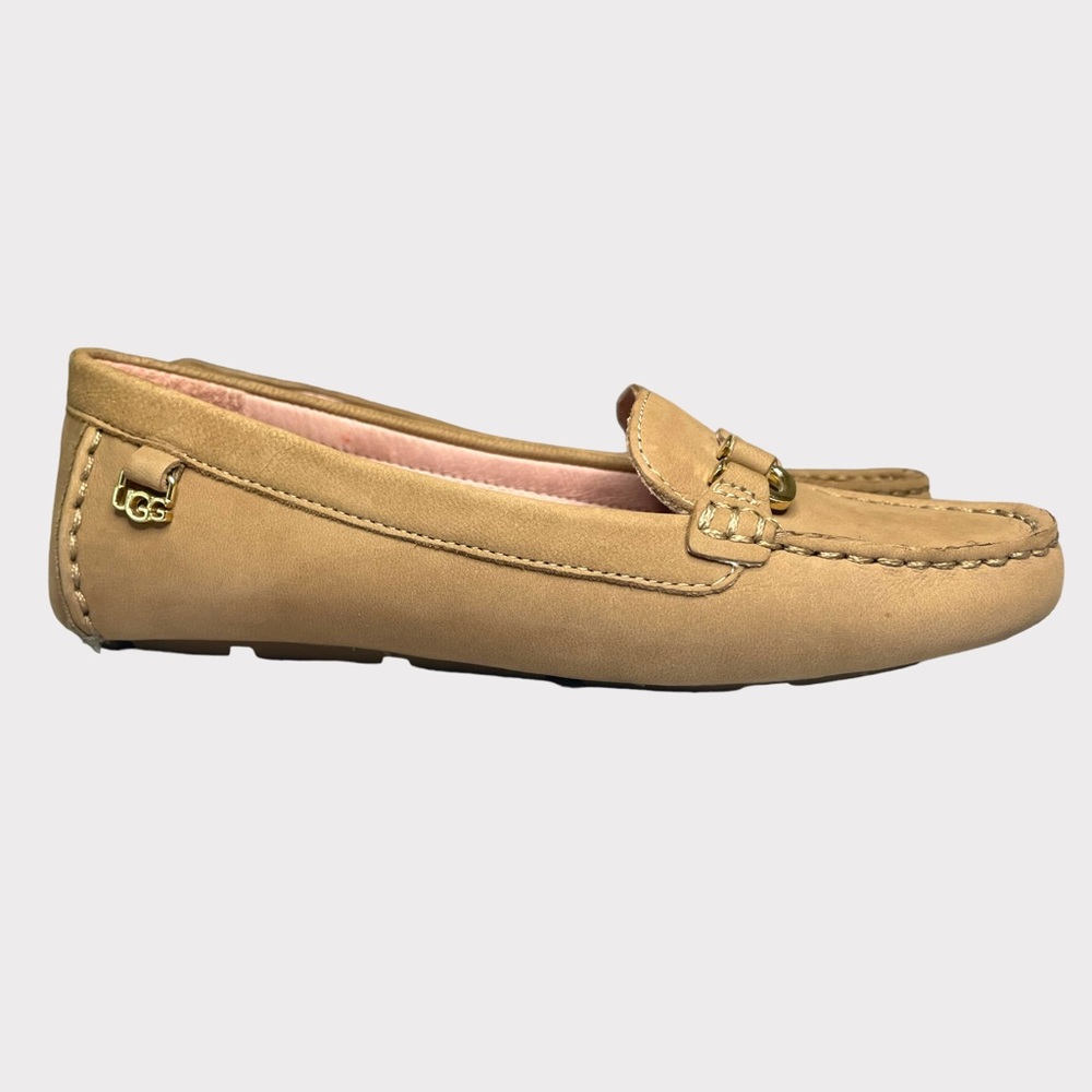 UGG - Callen Suede Driving Loafer - Tan - Size 6